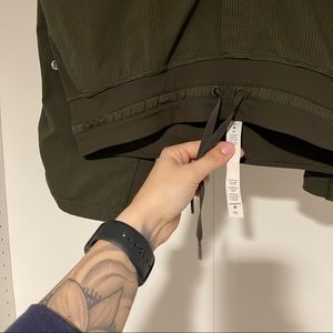 Lululemon Studio Mid-Rise Crop Pants in colour Olive